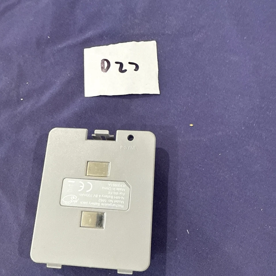 Batería recargable Mad Catz para Nintendo Wii Fit Board Foto 1 de 3