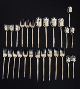 Juego de cubiertos de cubiertos brillantes de acero inoxidable Mikasa Zena de 26 piezas 18-0 JAPÓN - Imagen 1 de 6