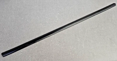 NICE USED ORIGINAL PORSCHE 911 912E CARRERA ROCKER PANEL RUBBER INSERT - Image 1 of 4