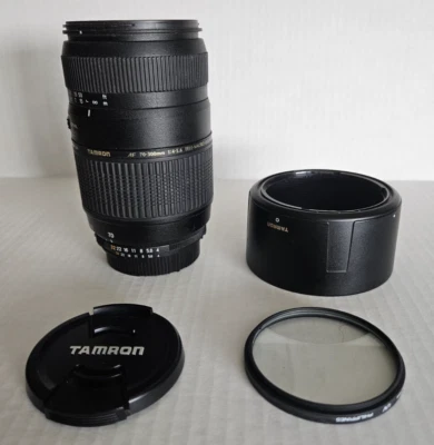 Tamron AF 70-300mm f/4-5.6 Di LD Macro for Nikon MINT - Image 1 of 4