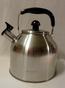 NWOT MAXCOOK SATIN STAINLESS STEEL 4.2 Quart WHISTLING TEA KETTLE - Picture 1 of 13