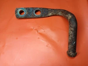 95-04 Toyota Tacoma Frame Mount Exhaust Pipe Hanger Mounting Bracket - Picture 1 of 2