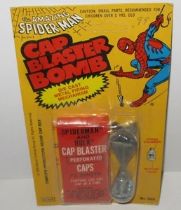 THE AMAZING SPIDER MAN CAP BLASTER BOMB TOY 1979 MARVEL AVENGERS SEALED     - Picture 1 of 4