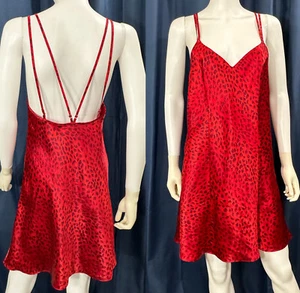 Red Leopard Medium Nightgown Fredericks of Hollywood Black Satin liquid Slippery - Picture 1 of 12