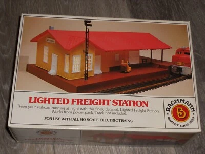 Bachmann HO Scale #46216 Lighted Freight Station New In Box - Image 1 of 2
