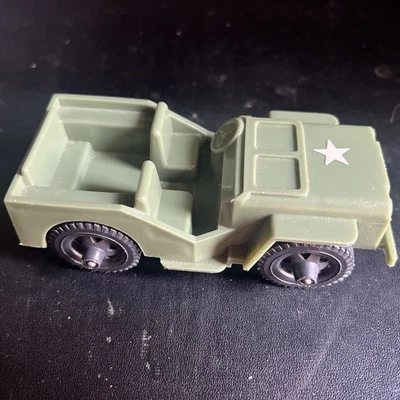 VINTAGE TIM-MEE TOYS ARMY JEEP HARD PLASTIC 5-INCH Made in Illinois USA - Image 1 of 4