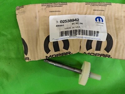 Nuevo de Lote Antiguo Mopar 42 Dientes 1966-'75 Velocímetro Piñón Engranaje Plymouth Dodge 2538942 Chrys Foto 1 de 2