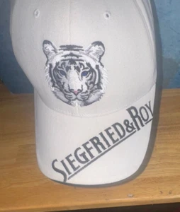 Vintage Siegfried & Roy White Tiger Baseball Cap Hat Mirage Casino Las Vegas - Picture 1 of 8