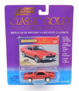 JOHNNY LIGHTNING WHITE LIGHTNING CHASE CLASSIC GOLD COLLETION 1969 CUSTOM AMX - Picture 1 of 3