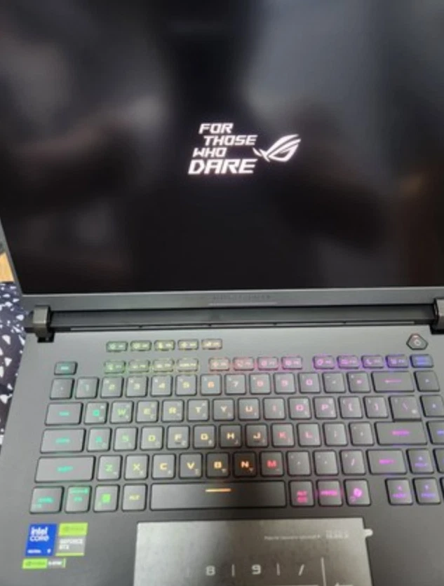 ASUS ROG Strix Scar 16 G635LR-RW130W / Win11 16" RTX5070Ti Ultra9 32GB/1TB - Immagine 1 di 1