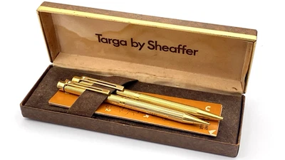 VINTAGE SHEAFFER TARGA BALLPOINT PEN SET IN BOX IN ROLLED GOLD LINED PATTERN USA - image 1 of 4