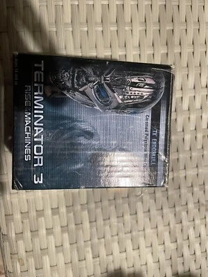 Mini busto Sideshow TX Endoskull Foto 1 de 3