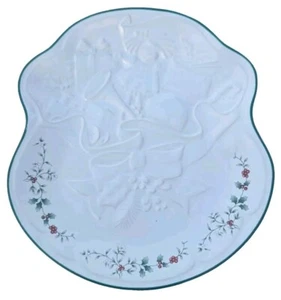 Pfaltzgraff Winterberry Serving Platter Christmas ~10x10 Inches USA  may24 - Picture 1 of 10