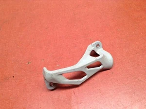 2009 09 YAMAHA YZ 450F YZ450F REAR BRAKE CALIPER GUARD - Bild 1 von 1