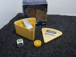 Trivial Pursuit Harry Potter Bite-size edition 600 questions Hogwarts Travel - Picture 1 of 6