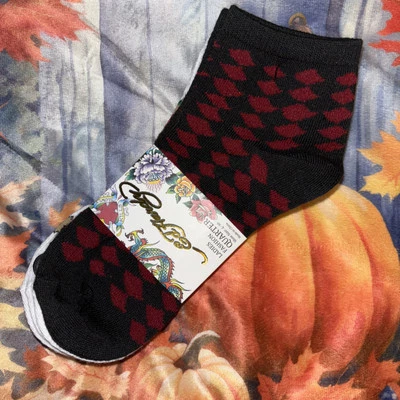 5 pares de calcetines de cuarto de moda Ed Hardy para dama Foto 1 de 4