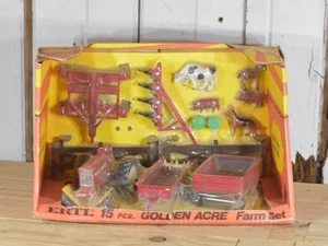 VINTAGE ERTL IH 15 TEILE GOLDEN ACRE FARM SET INTERNATIONAL HARVESTER - Bild 1 von 9
