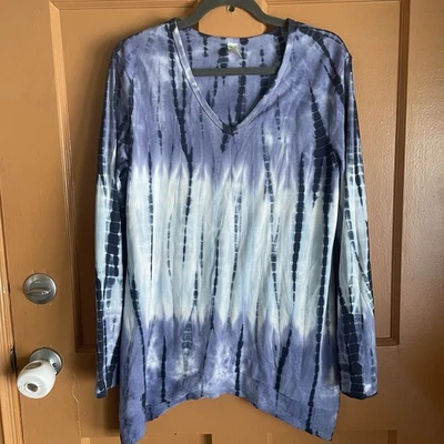 Green Tea Top Women L Blue Ombré Tie Dye Stretch Knit V-Neck Long Sleeve Tunic - Image 1 of 4