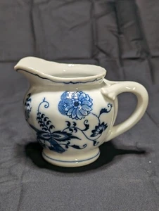 Vintage Blue Danube Blue Onion Creamer Japan, 3-5/8"H Old Banner Mark - Picture 1 of 3
