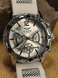 Damen Hip Hop Edelstahl Marken Armbanduhr in Weiß auffällig im Retro Design - Picture 1 of 8