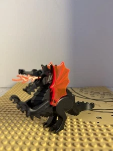 Lego Classic Castle Black Fire Dragon Mini-figure With Wings Rare Vintage 90s - Picture 1 of 7
