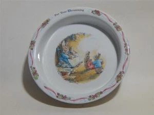 Cuenco de bautizo para bebé Wedgwood Peter Rabbit hecho en Inglaterra primera calidad - Imagen 1 de 1