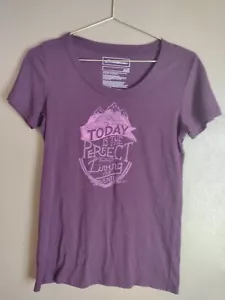 Camiseta morada para mujer Eddie Bauer S pequeña Today is the Perfect Day to Live - Imagen 1 de 4