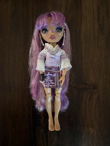 2022 Rainbow High Series 4 Lila Yamamoto 11” Doll - Picture 1 of 4