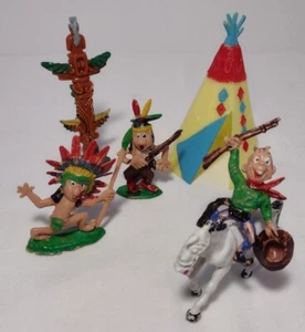 Vintage Western Plastic Figures Cowboys Indians TeePee Horse Totem Pole - Picture 1 of 11