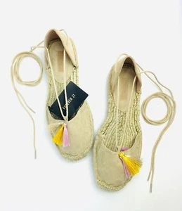 KOSTENLOSER VERSAND NEU MIT ETIKETT Forever 21 Schnürung Quaste flache Espadrilles nude Größe 8 - Bild 1 von 8