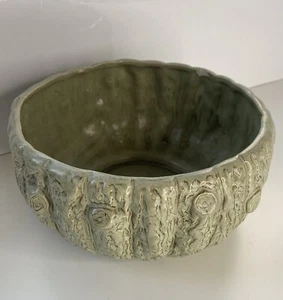 Rare Vintage Sylvac Green Tree Trunk Planter 18cm long 9cm high - Picture 1 of 8