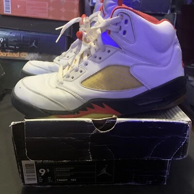 Jordan 5 Retro Rojo Fuego 2000 Talla 9.5 Foto 1 de 4