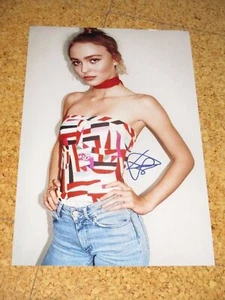 Sexy LILY-ROSE DEPP handsigned 8x12 IN PERSON! Rare! - Picture 1 of 1