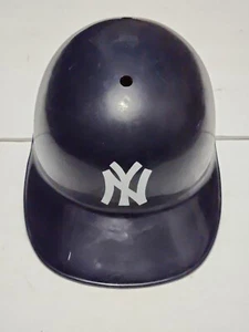 New York Yankees 1969 Baseball Full Size Souvenir Batting Helmet Vintage - Picture 1 of 7