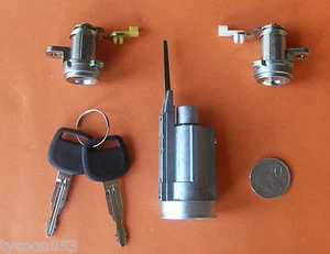 NUEVO TRAJE DE BARRIL DE ENCENDIDO Y CERRADURAS DE 2 PUERTAS TOYOTA LANDCRUISER SERIE 80 - Imagen 1 de 3