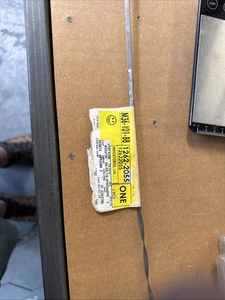 Genuine ACDelco For Hummer H2 2008 2009 Oil Dipstick Steel Yellow Plastic Handle - Picture 1 of 4