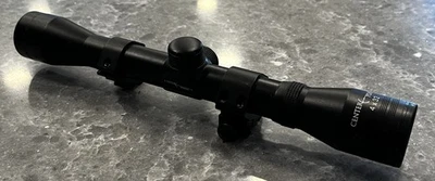 Mira para rifle de caza CenterPoint Center Point 4x32 con puerto de gas nitrógeno Foto 1 de 4