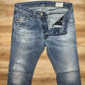 Diesel Jeans Men 30x32 Blue Darron Slim Taper Destroyed Washout Whiskers 0831J - Picture 1 of 10