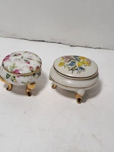 2 VINTAGE JAPAN PORCELAIN FOOTED DRESSER FLORAL RING BOXES GRANNY CORE - Picture 1 of 3