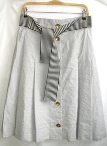 GF Ferre - Flared Feminine Cotton Skirt Light Gray Size 46 IT 42 FR - New & Tags - Picture 1 of 4