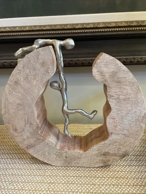 Sagebrook Home Silver People In Wood Circle Incredible Art! - Image 1 of 4