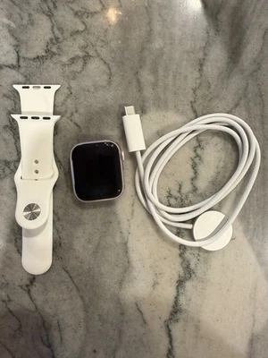 Apple Watch Serie 9 (GPS + Celular) Dorado Acero Inoxidable 41mm Oro Rosa Foto 1 de 4