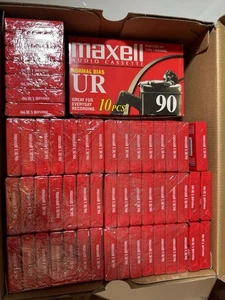 Confezione 64 Nastri Audiocassette Maxell UR 90 Minuti Vuoti Sigillati NUOVI Bundle - Foto 1 di 6