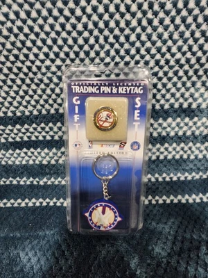 Limited Edition NY YANKEES Keychain and Pin Set - Image 1 of 4