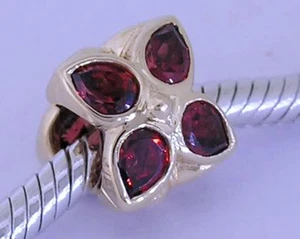 Bd083 Genuine 9ct Solid Yellow Gold Natural Garnet Blossom Bead Charm Flower - Picture 1 of 3