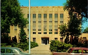 Mitchell South Dakota Davison County Courthouse Postcard 1950's Cars Chrome - Picture 1 of 2