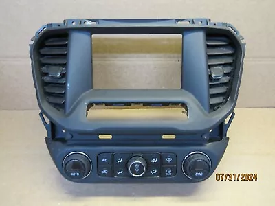 18 2019 20 21 GMC Acadia AC Heat Temperature Control Panel Assembly OEM 84246526 - Image 1 of 4