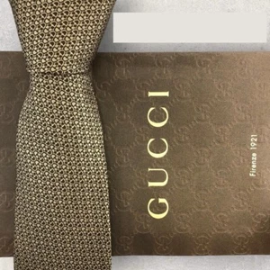 New Unused Gucci Neck Tie Brown Geometric 100%Silk Made in Italy - Picture 1 of 6