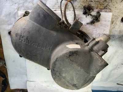 06 Cubierta de cinturón Kawasaki Brute Force 650 con actuador y herrajes Foto 1 de 4