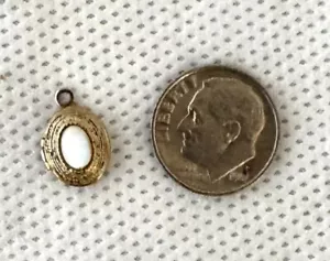 Tiny VINTAGE LOCKET Photo Charm for your NECKLACE or Doll - Picture 1 of 4